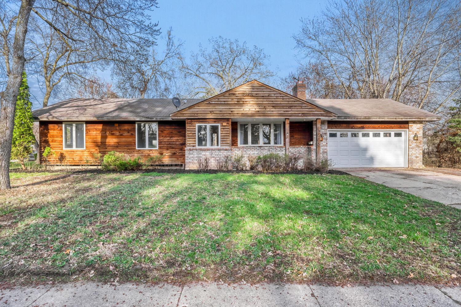 7556 Noble Avenue N Brooklyn Park MN 55443