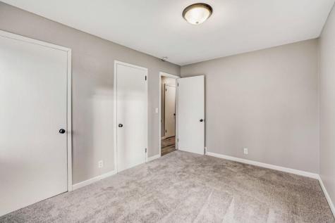 7556 Noble Avenue N Brooklyn Park MN 55443