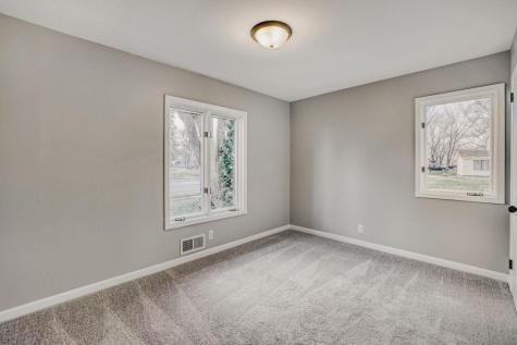 7556 Noble Avenue N Brooklyn Park MN 55443