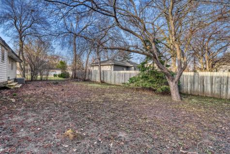 7556 Noble Avenue N Brooklyn Park MN 55443
