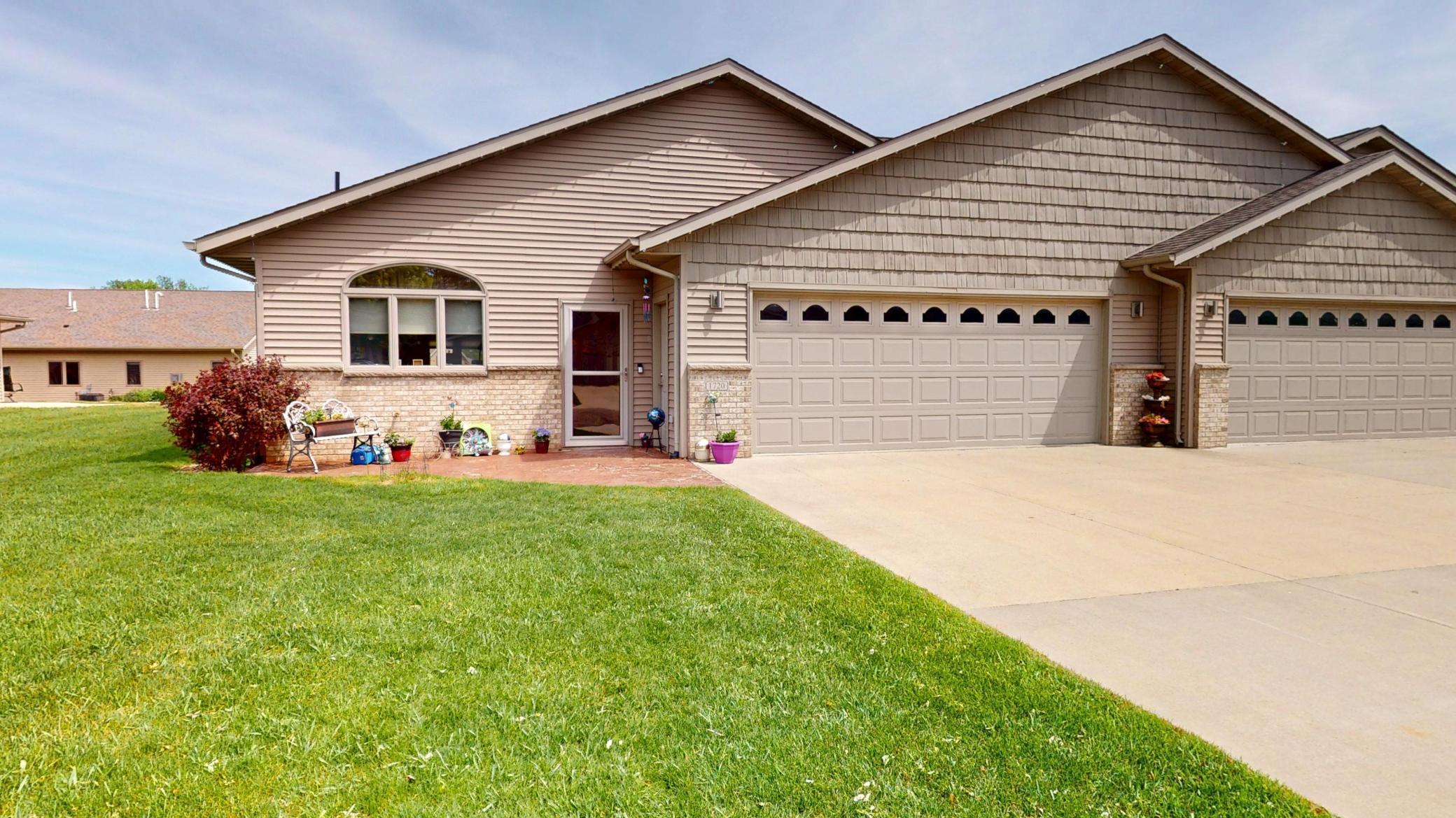 1720 Hale Drive Albert Lea MN 56007