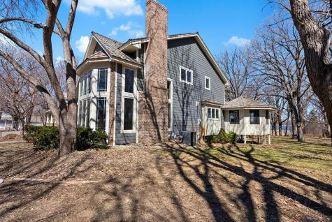 15581 Andrie Street NW Anoka MN 55303