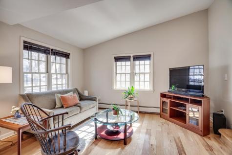 1949 E River Terrace Minneapolis MN 55414