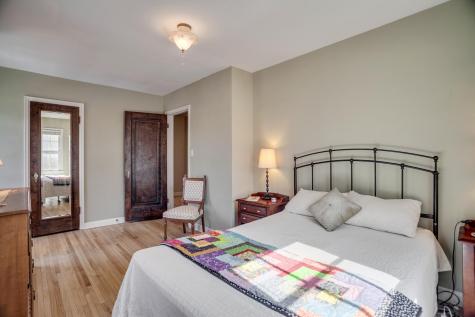 1949 E River Terrace Minneapolis MN 55414