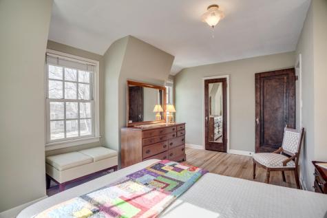 1949 E River Terrace Minneapolis MN 55414