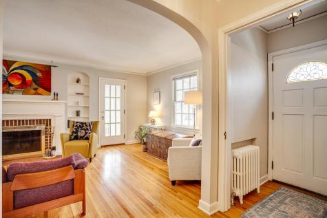 1949 E River Terrace Minneapolis MN 55414