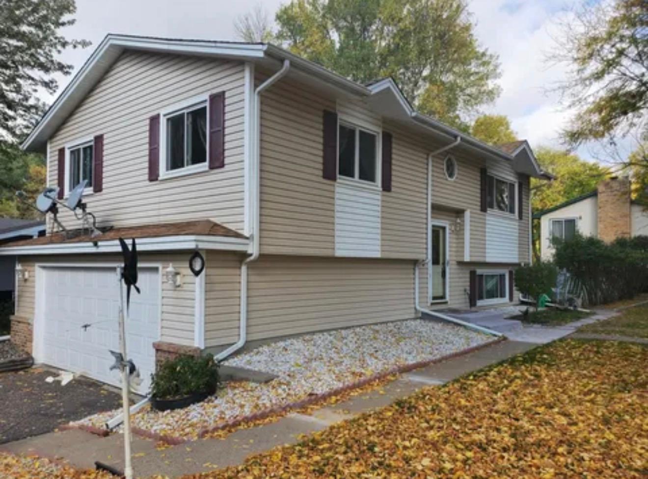 10460 Tamarack Coon Rapids MN 55433