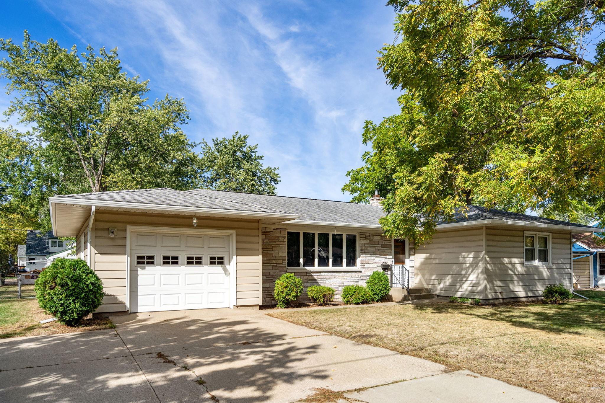911 33rd Avenue N Saint Cloud MN 56303