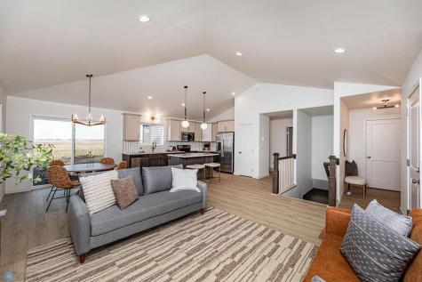 829 60th Avenue W West Fargo ND 58078