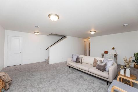 829 60th Avenue W West Fargo ND 58078