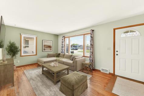 2031 17 1/2 Street NW Rochester MN 55901