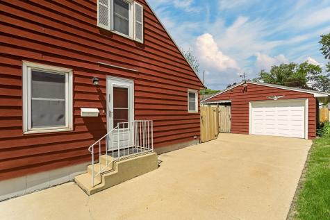 2031 17 1/2 Street NW Rochester MN 55901