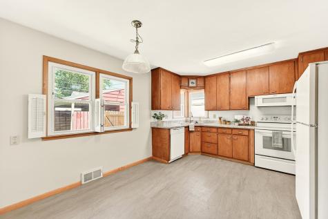 2031 17 1/2 Street NW Rochester MN 55901