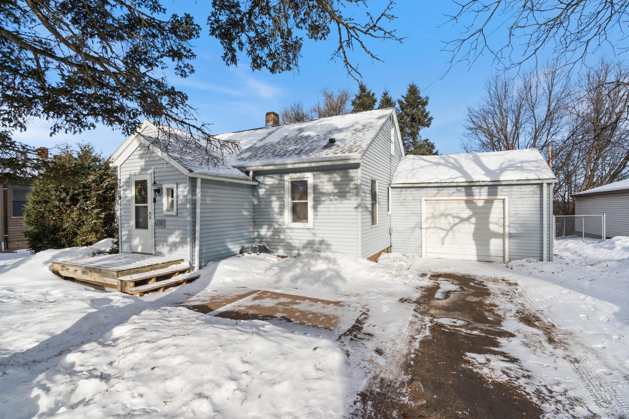 2009 Carlton Avenue Cloquet MN 55720