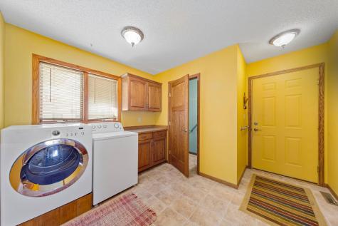 219 1st Street NW New Richland MN 56072