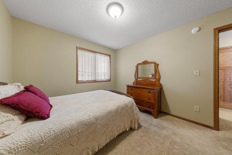 219 1st Street NW New Richland MN 56072