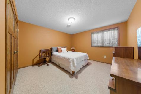 219 1st Street NW New Richland MN 56072