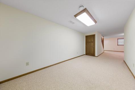 219 1st Street NW New Richland MN 56072