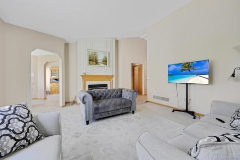 9462 Prairieview Trail N Champlin MN 55316