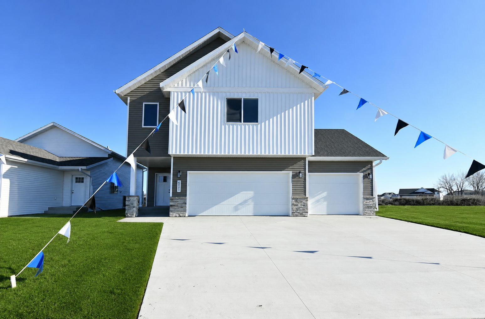 6805 Deer Creek Loop Horace ND 58047