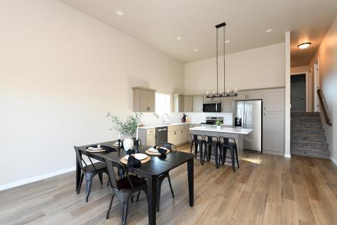 6805 Deer Creek Loop Horace ND 58047