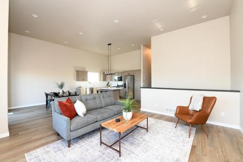 6805 Deer Creek Loop Horace ND 58047
