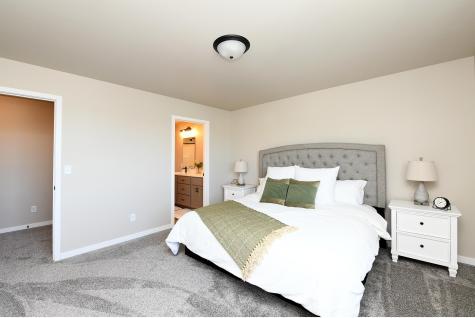 6805 Deer Creek Loop Horace ND 58047