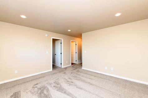 6805 Deer Creek Loop Horace ND 58047