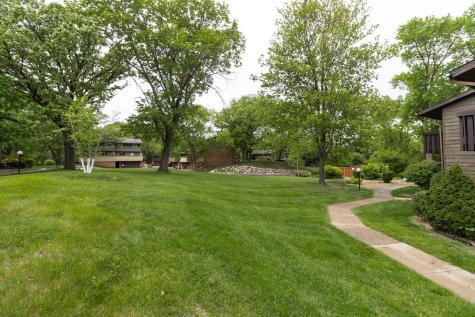 1217 Brighton Square New Brighton MN 55112