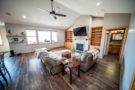 5892 Cambridge Hill Rd SE Rochester MN 55904