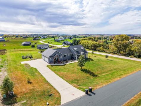 5892 Cambridge Hill Rd SE Rochester MN 55904