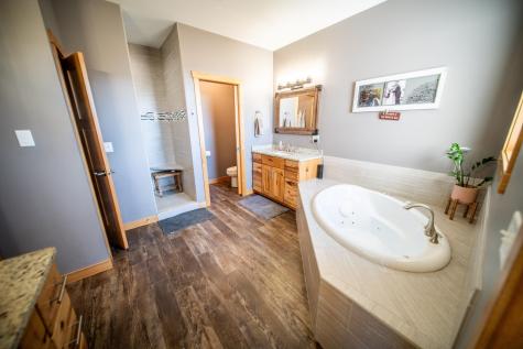 5892 Cambridge Hill Rd SE Rochester MN 55904