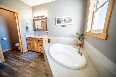 5892 Cambridge Hill Rd SE Rochester MN 55904