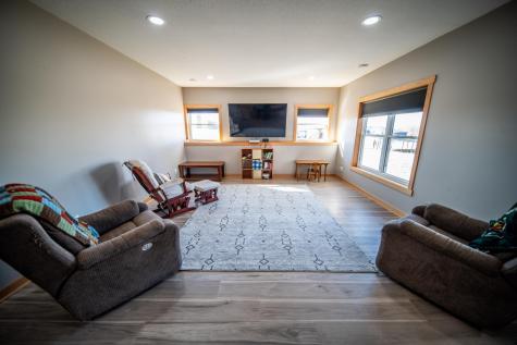 5892 Cambridge Hill Rd SE Rochester MN 55904