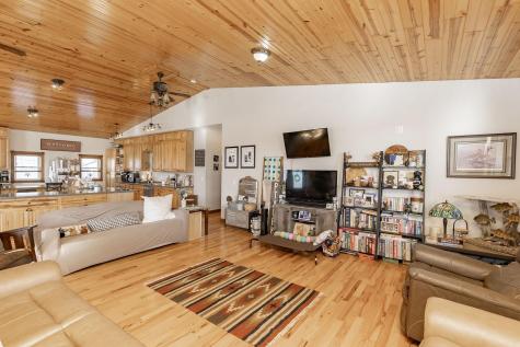 605 Ingalls Avenue Hope ND 58046
