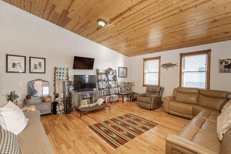 605 Ingalls Avenue Hope ND 58046