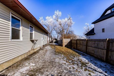 605 Ingalls Avenue Hope ND 58046