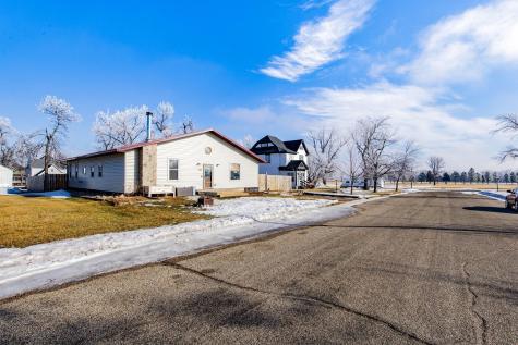 605 Ingalls Avenue Hope ND 58046