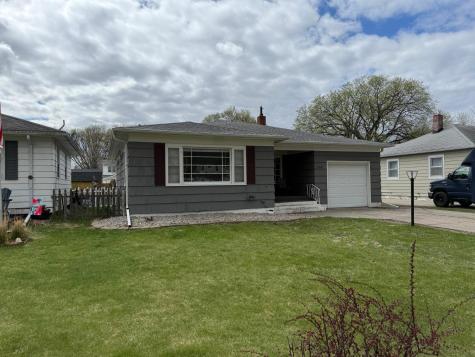 1518 Broadway N Fargo ND 58102