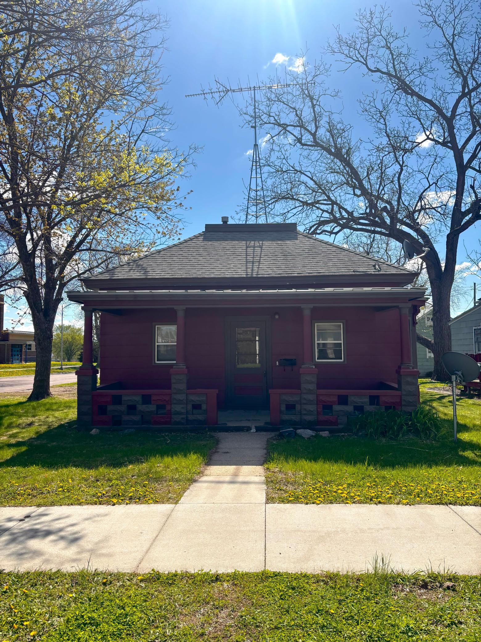 101 S 5th Street Le Sueur MN 56058