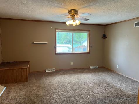 129 Nelson Street E Litchfield MN 55355