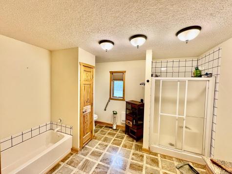 11777 State Highway 11 SE Baudette MN 56623