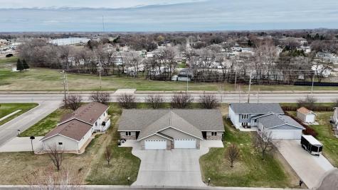 1718 12th Street N Wahpeton ND 58075