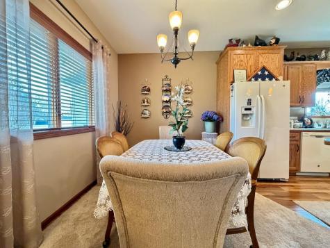 1718 12th Street N Wahpeton ND 58075
