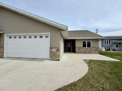 1718 12th Street N Wahpeton ND 58075