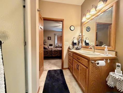 1718 12th Street N Wahpeton ND 58075