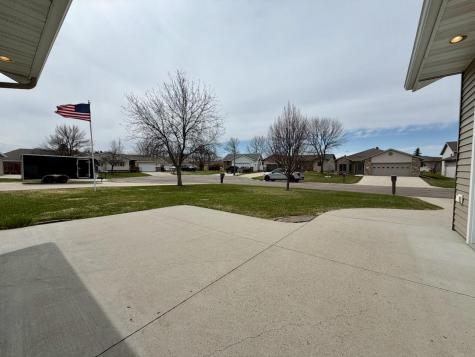 1718 12th Street N Wahpeton ND 58075