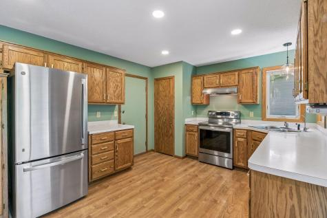 9407 Jasmine Avenue S Cottage Grove MN 55016