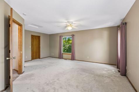 9407 Jasmine Avenue S Cottage Grove MN 55016