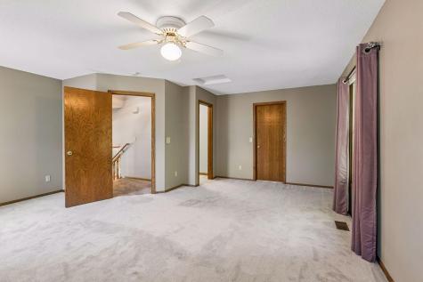 9407 Jasmine Avenue S Cottage Grove MN 55016